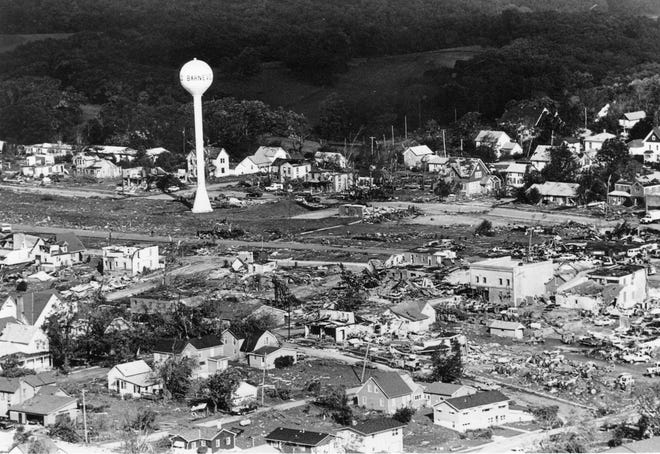An aerial photograph shows Barneveld after a tornado destroyed about 90% of the town in 1984.