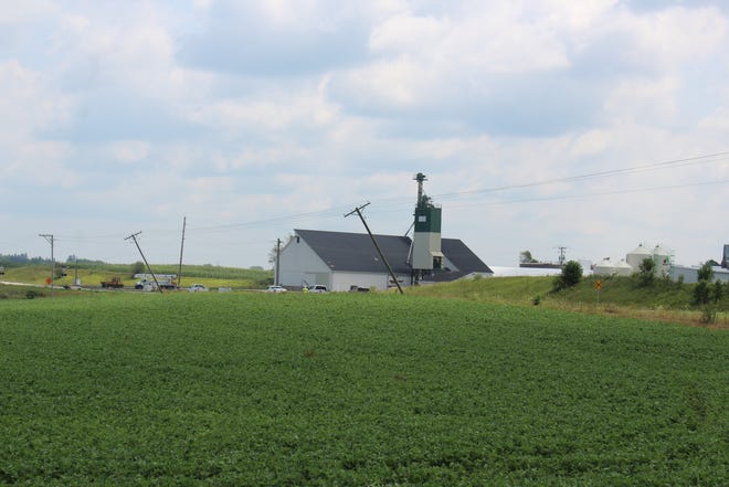 Utility crews worked to restore power to around 9000 customers in the Ripon area after the city was hit around midnight on July 29 by a line of severe thunderstorms, which included strong straight-line winds.