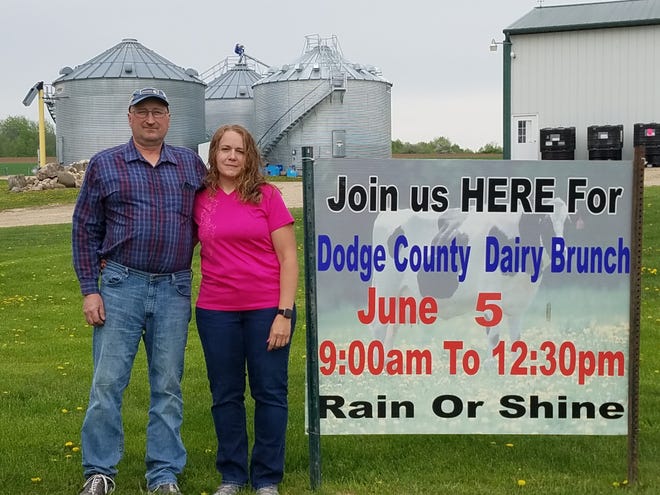 Mark and Stephanie Kuhlman are this year's hosts of the Dodge County Dairy Brunch which will be held at their Horicon dairy farm on June 5, from 9 a.m. – 12:30 p.m.  The annual event features food, education and entertainment, and is the only fund-raiser for the active Dairy Promotion Committee.
